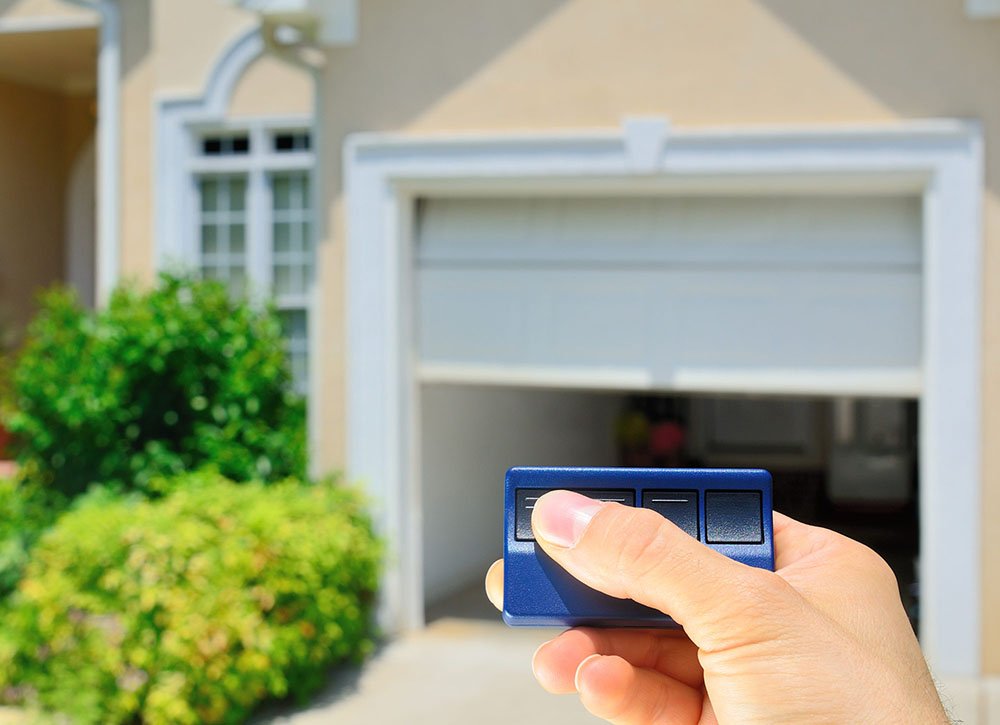 Roof and garage door serviced by IronLift